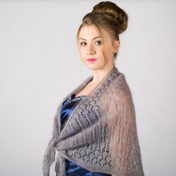 Ch&egrave;che tricot&eacute; main en mohair et soie 