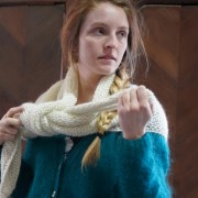 Ch&acirc;le " Moussy" mohair fait main