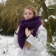 Ch&acirc;le " Moussy" mohair fait main